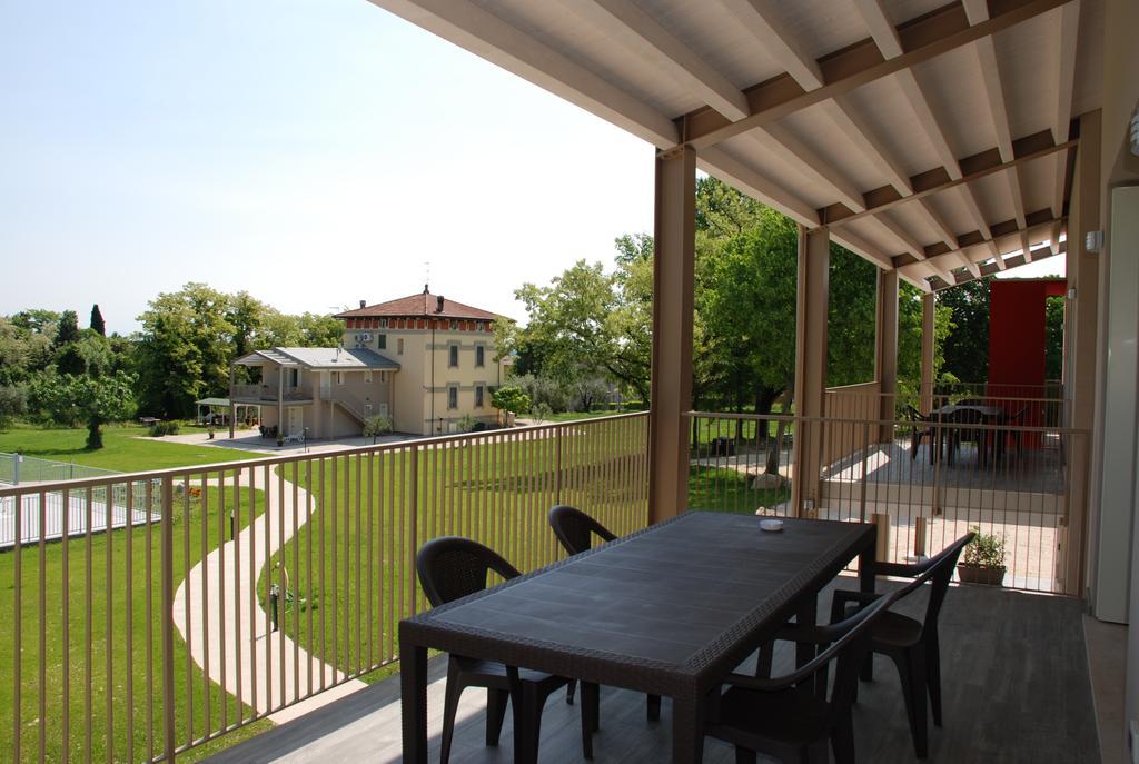 Villaggio Esmera Desenzano del Garda Ngoại thất bức ảnh