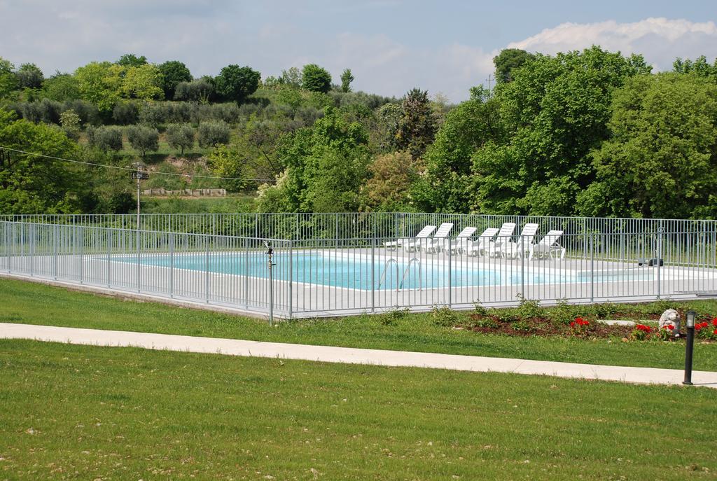 Villaggio Esmera Desenzano del Garda Ngoại thất bức ảnh