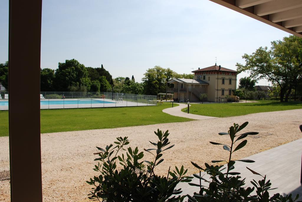Villaggio Esmera Desenzano del Garda Ngoại thất bức ảnh